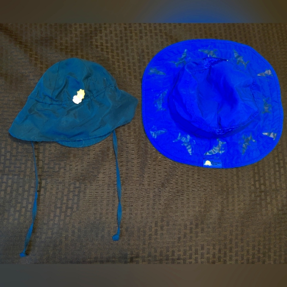 2 baby boy pool hats